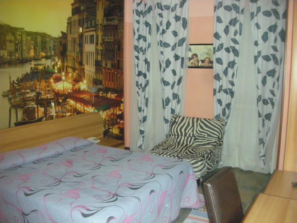 Hotel Total Pisogne Rum bild