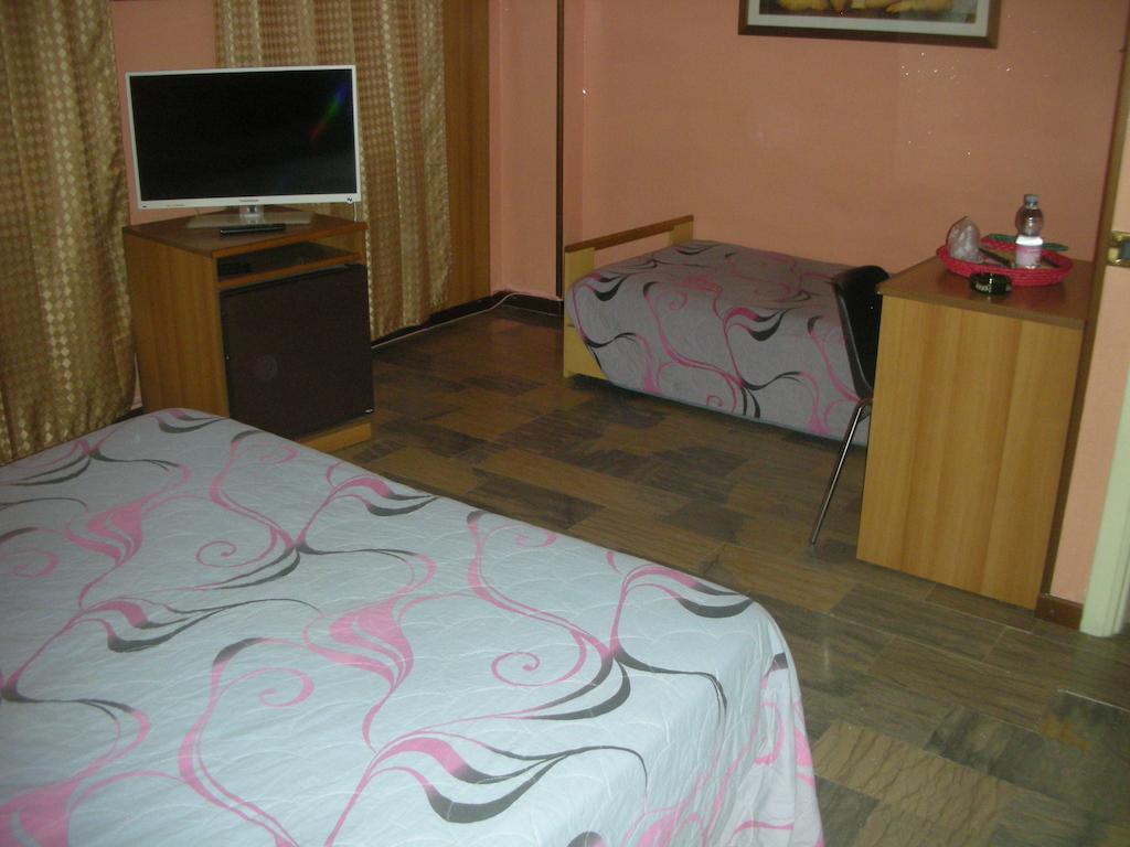 Hotel Total Pisogne Rum bild